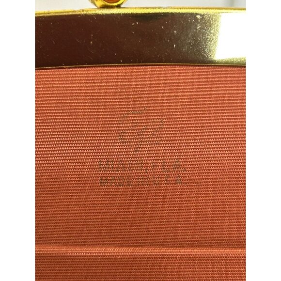 Vintage Hand Painted Woven Style Kiss Clasp Clutch Bag in Gold - Picture 5 of 9